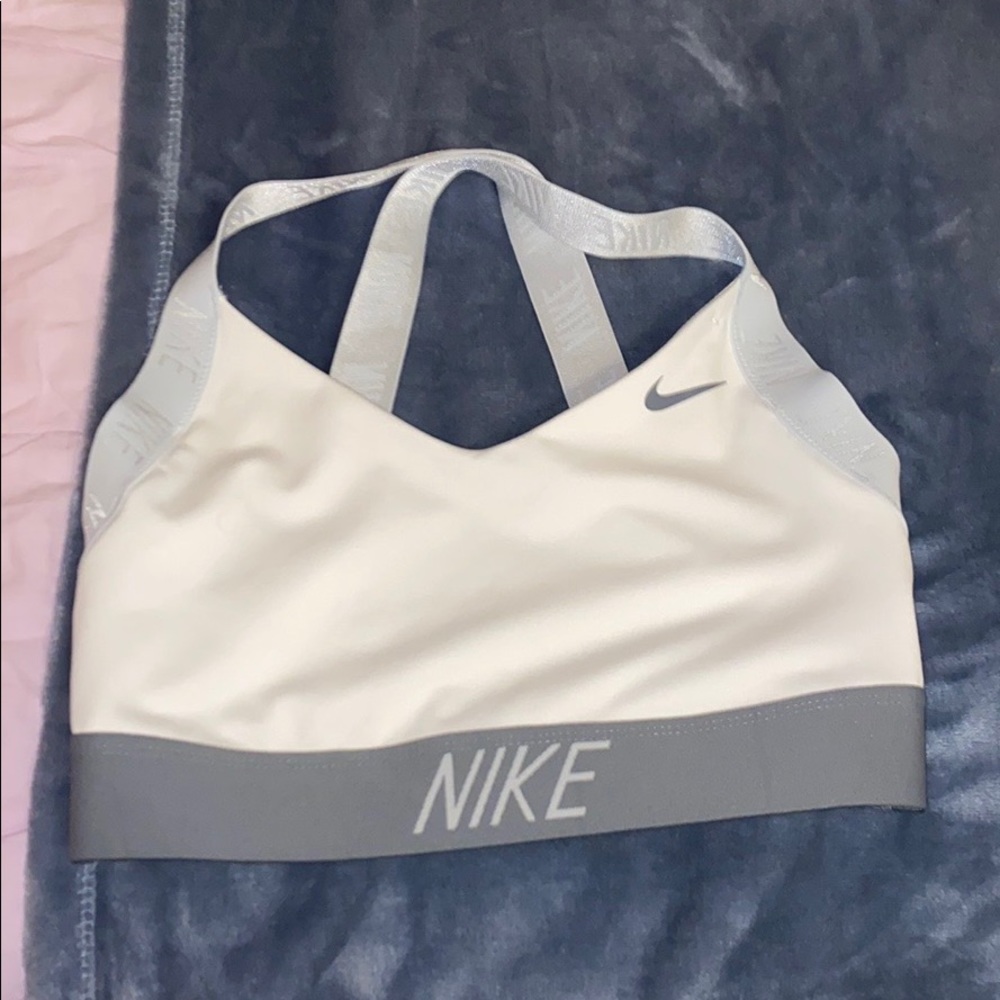Nike bra